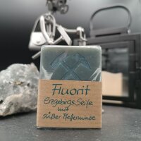 NATURSEIFE MIT SÜßER MINZE- DUFT │ Fluorit │ 65g